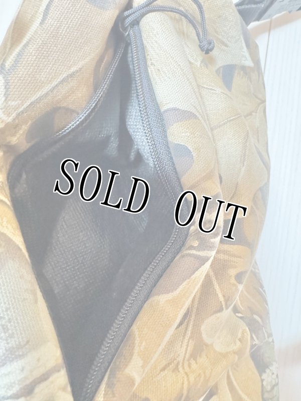 画像7: 米軍放出品  リアルツリー ハンドマフ ウェストポーチ (7)