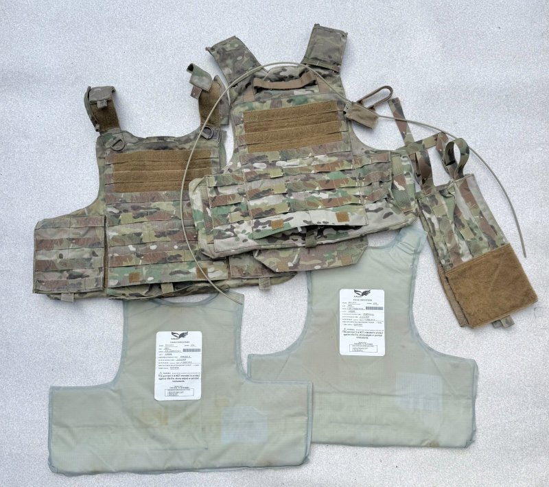 画像8: 米軍実物 Eagle製 CIACS Aircrew -   アサルト マルチカム プレートキャリア　S (8)