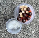 画像9: 米軍実物 キャンティーン　   ポーチ サバイバルマッチ セット マルチカム (9)