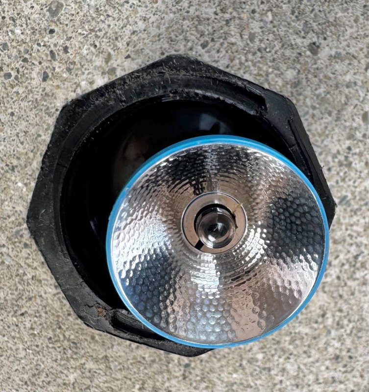 画像8: 米軍実物 PELICAN ペリカン マィティライト 2340 (2) (8)