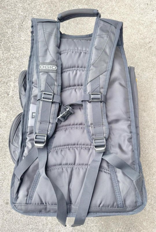 画像6: 米軍放出品 OGIO モンスターエナジーコラボ バックパック (6)