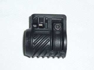米軍　ストロボライト 米軍放出品 SUREFIRE ヘルメットライト タクティカル.ストロボ