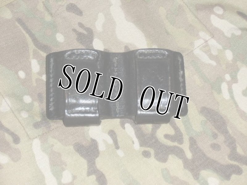 画像2: 米軍放出品, ダブルマガジン.本革ホルスター  (2)