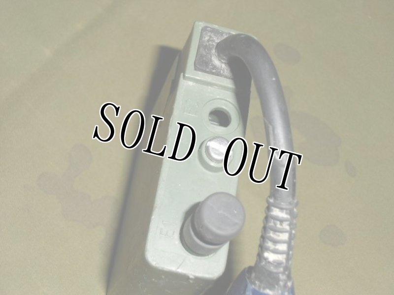 画像3: 米軍放出品.2-WIRE ADAPTER (3)