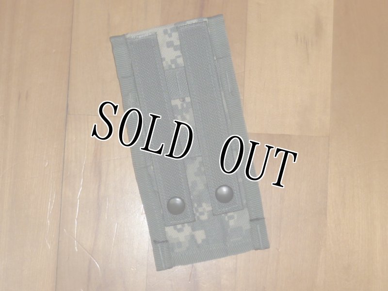 画像2: 米軍放出品,MOLLE II M4 TWO MAGAZINE POUCH ACU (2)