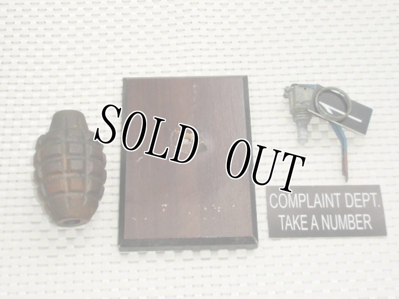 画像2: 米軍放出品, COMPLAINT DEPARTMENT GRENADE  (2)