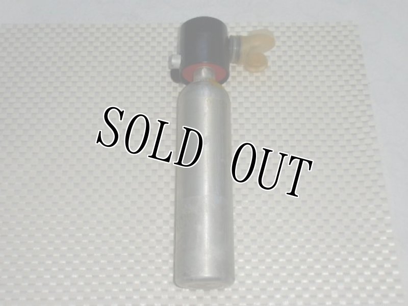 画像5: 米軍放出品,ミリタリー携帯酸素ボンベ (5)