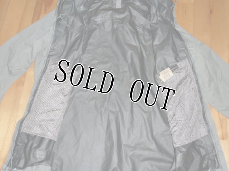 画像3: 米軍実物,patagonia LEVEL6 GORE-TEX ジャケット L-R (3)