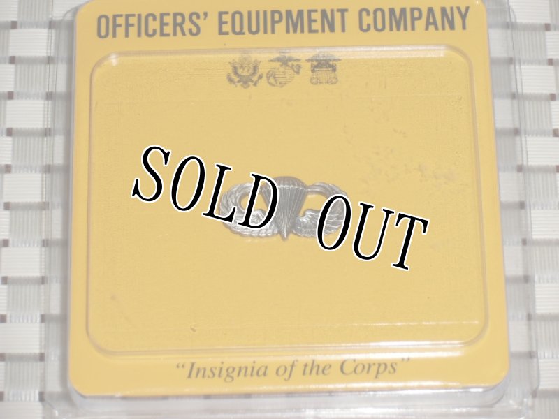 画像2: 米軍放出品.Basic Parachutist Badge (2)