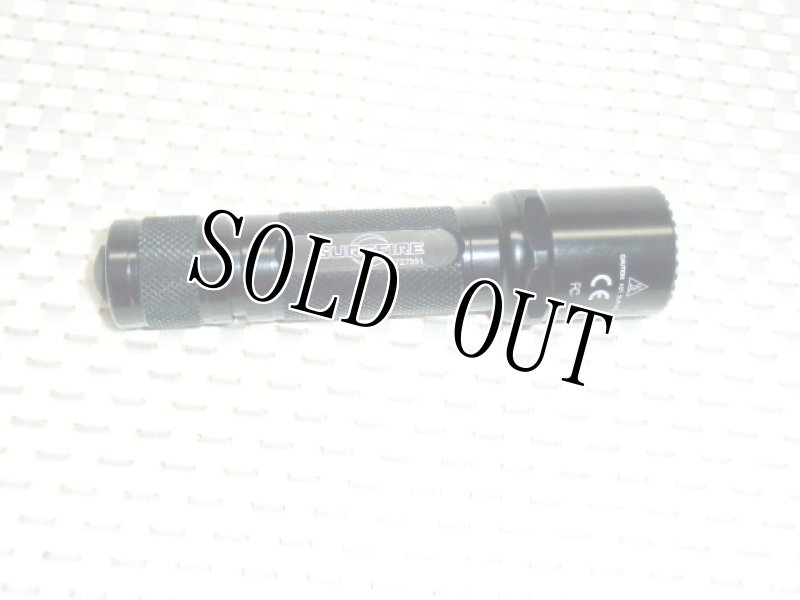 画像2: 米軍放出品　SUREFIRE タクティカル ライト　６P LED (2)