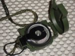 画像2:  米軍放出品,U.S. Army Official Tritium Lensatic Compass (3H Model) (2)