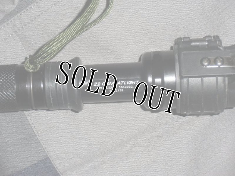 画像4: 米軍放出品　SUREFIRE タクティカル ライト　Z2コンバットライト (4)
