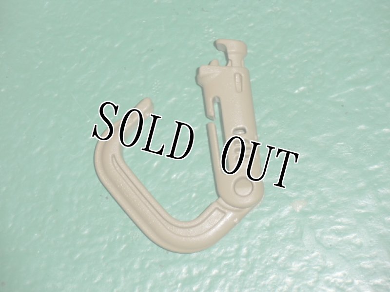 画像2: 米軍放出品.ITW NEXUS Grimloc Carabiner  カラビナ (2)