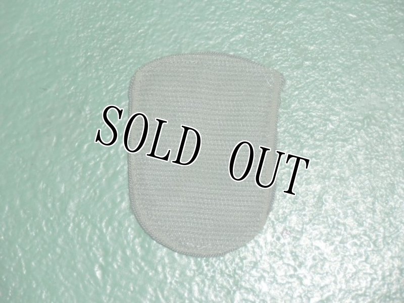 画像2: 米軍実物 US ARMY JFKSWCS ワッペン ACU (2)