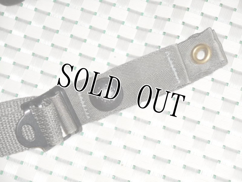 画像2: 米軍放出品,ヘルメット用 アゴ紐パーツ ACU (2)