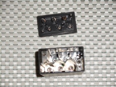 画像1: 米軍放出品　Thales Battery Adapter For MBITR AN/PRC-148 Radio