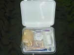 画像4: 米軍放出品,FIRST AID KIT (4)