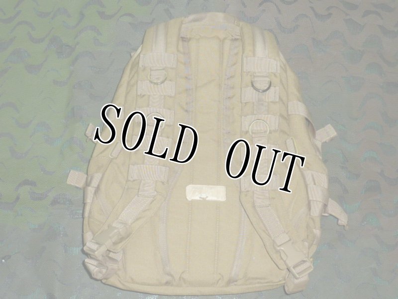 画像2: 米軍放出品,イーグルバックパック コヨーテ (2)