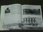 画像10: 米軍放出品　HISTORY OF THE US MARINES (10)