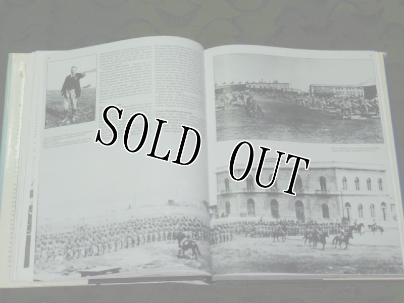 画像10: 米軍放出品 HISTORY OF THE US MARINES (10)