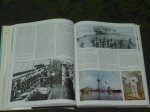 画像9: 米軍放出品　HISTORY OF THE US MARINES (9)