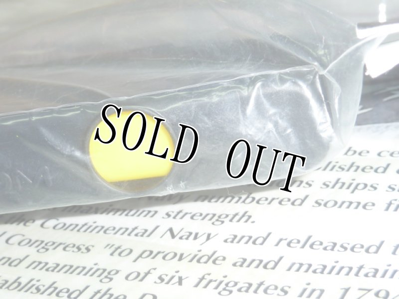 画像6: 米軍放出品 バッテリー・クリップAAバッテリーディスペンサー(ブラック) (6)