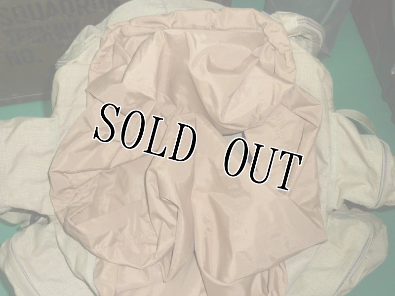 画像8: 米軍放出品 ロンドン ブリッジ フィールドパック LARGE  (8)