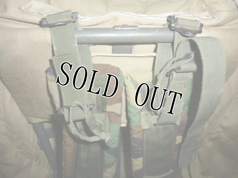 画像3: 米軍放出品 ロンドン ブリッジ フィールドパック LARGE  (3)