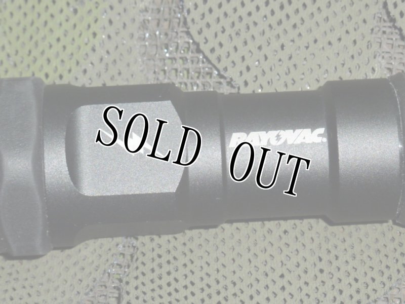 画像2: 米軍放出品,RAYOVAC LED 3AAA Flash light (2)