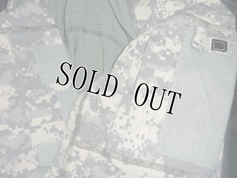 画像3: 米軍放出品,ACU　ARMY COMBAT SHIRT　M (3)