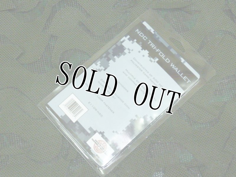 画像2: 米軍放出品　U.S.NAVY　(NWU)　ナイロンウォレット (2)