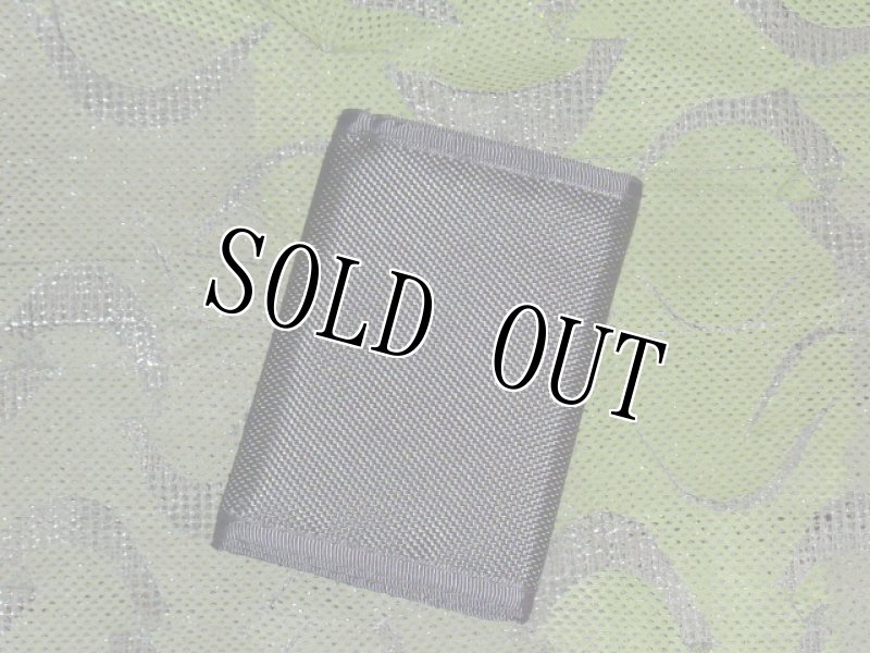 画像2: 米軍放出品 星条旗 ナイロンウォレット (2)