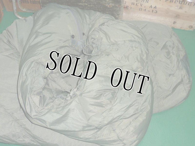 画像3: 米軍実物 モジュラースリーピングバッグ  (3)