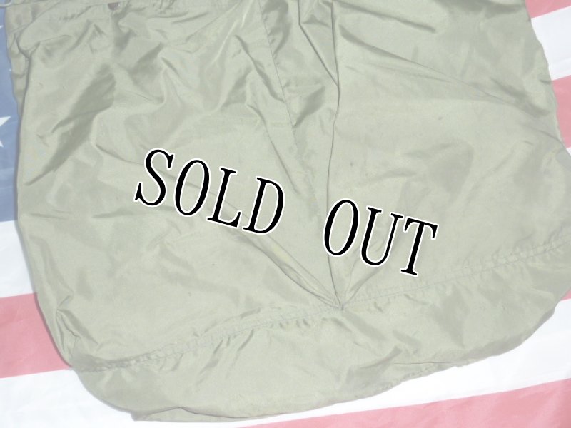 画像2: 米軍実物,ヘルメットバッグ (2)