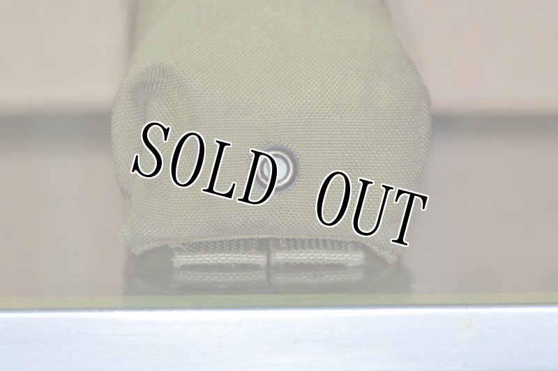 画像4: 米軍実物 EAGLE ラジオポーチ カーキ (4)