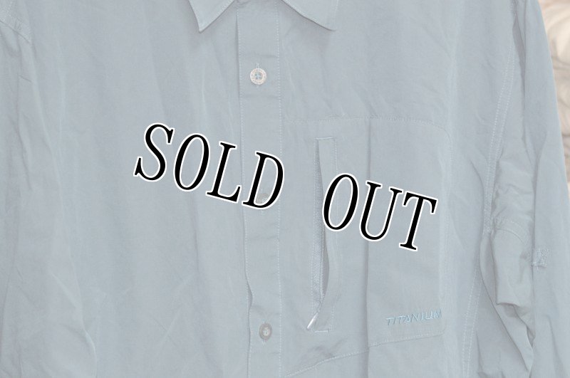 画像2: 米軍放出品,Columbia　コロンビアロングスリーブシャツ　TITANIUM (2)