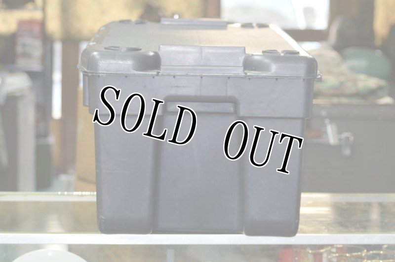 画像2: 米軍放出品,GORILLA ON WHEEL FOOT LOCKER (2)