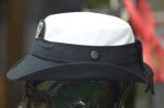 画像2: 米軍実物　US Navy Womans Dress White Hat (2)