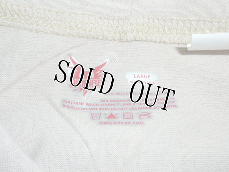 画像4: 米軍放出品/特殊部隊　DRI FIRE　ロングスリーブ　アンダーシャツ　L　デザート (4)