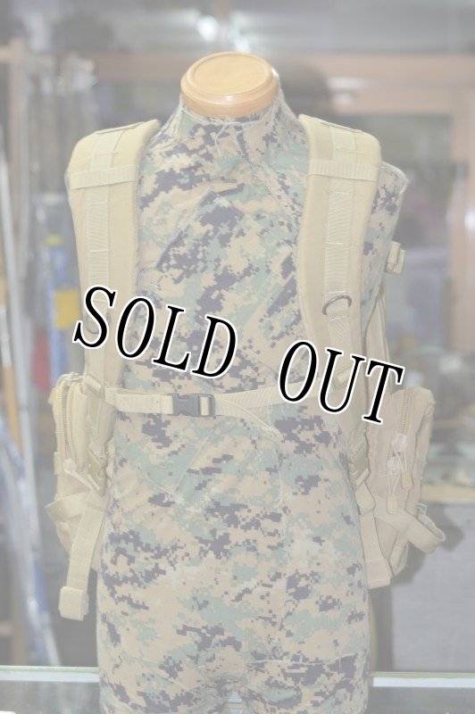 画像2: 米軍放出品 CONDOR コヨーテバックパック (2)