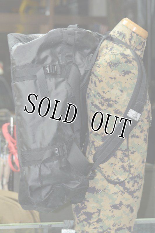 画像7: 米軍放出品　ノースフェイス　トラベルバッグ　 (7)