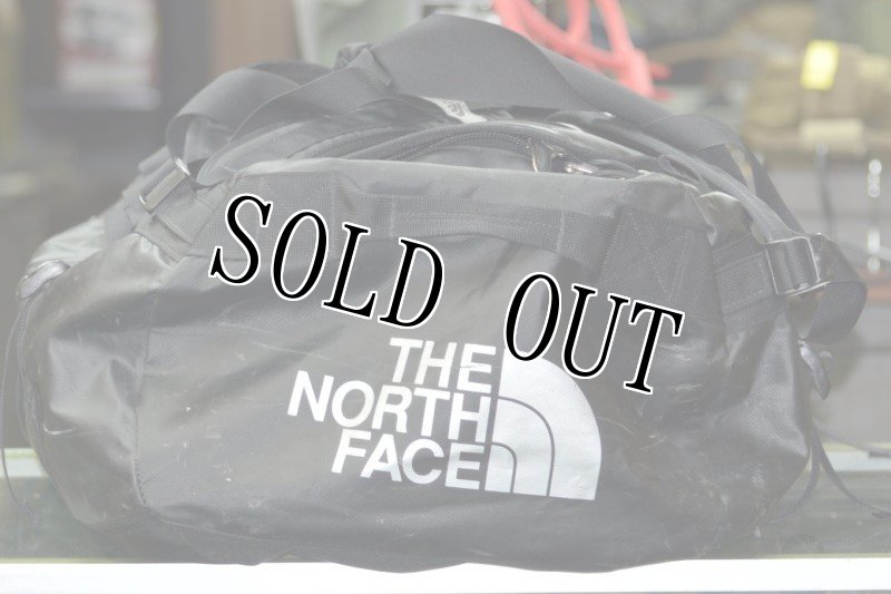 画像3: 米軍放出品　ノースフェイス　トラベルバッグ　 (3)