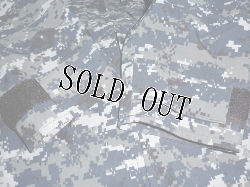 画像4: 米軍実物,US NAVY GORE-TEX パーカー S-S (4)