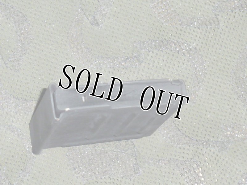 画像3: 米軍実物 90mm 無反動砲 スポッティング・ライフル用マガジン (3)