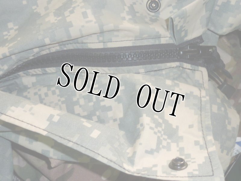 画像4: 米軍放出品/WIGGYSスリーピングバッグ/ウォータ・プルーフ/カバーACU (4)