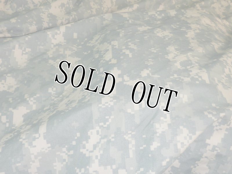 画像3: 米軍放出品/WIGGYSスリーピングバッグ/ウォータ・プルーフ/カバーACU (3)