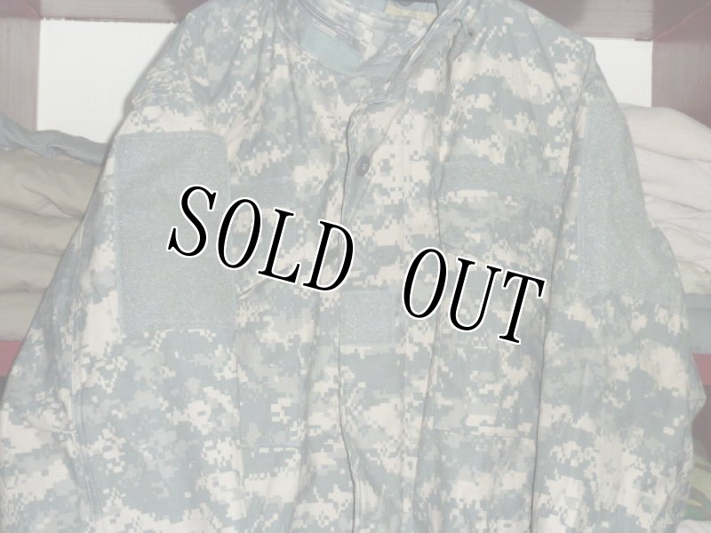 画像2: 米軍実物　ACU　M-65フィールドジャケット　M-R (2)