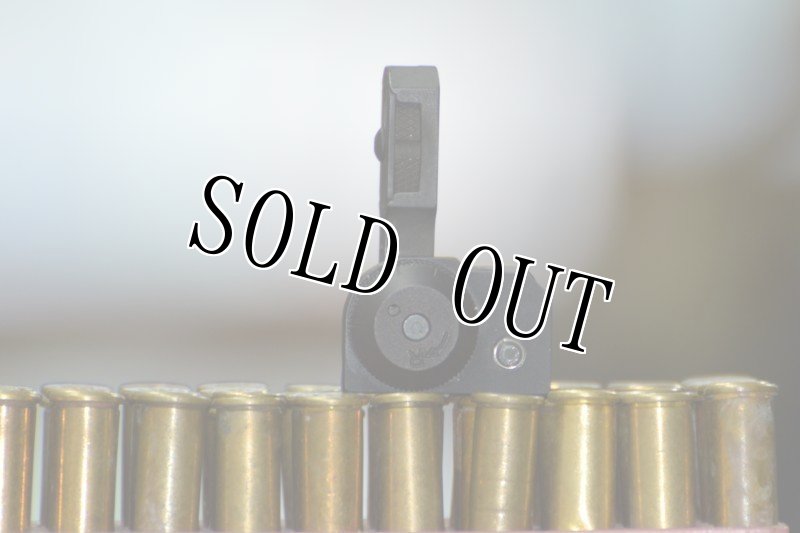 画像4: 米軍実物 GG&G Multiple Aperture Device (MAD)  Flip-Up Rear Sight with Ranging Window AR-15 Flat-Top Aluminum Matte (4)