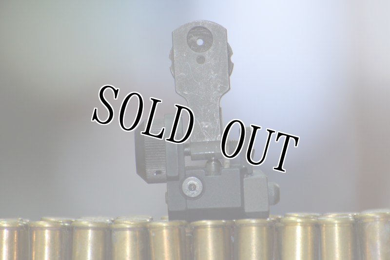 画像8: 米軍実物 GG&G Multiple Aperture Device (MAD)  Flip-Up Rear Sight with Ranging Window AR-15 Flat-Top Aluminum Matte (8)