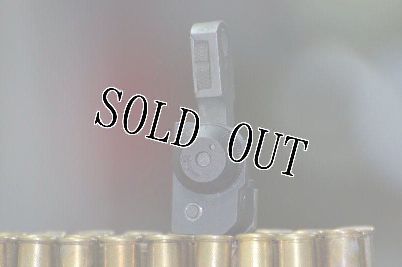 画像6: 米軍実物 GG&G Multiple Aperture Device (MAD)  Flip-Up Rear Sight with Ranging Window AR-15 Flat-Top Aluminum Matte (6)